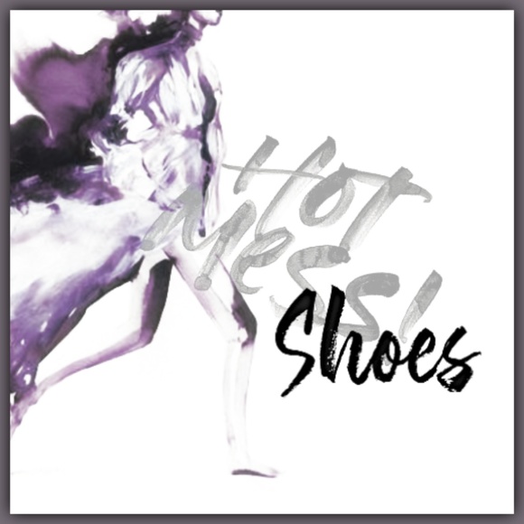 Shoe Listings - Picture 1 of 1